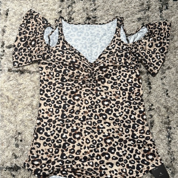 Leopard Ruffled Cut Out Black and Brown Blouse - Picture 3 of 9
